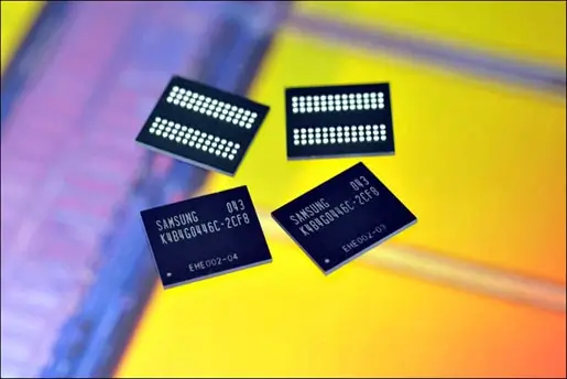 Samsung cuts memory chip production